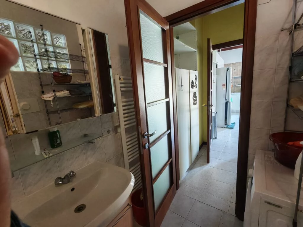 2 Locali in Vendita - Rho Centro - Immagine 9