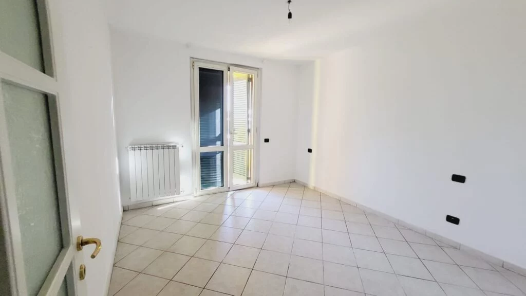 Monolocale moderno — BOLLATE - Immagine 2