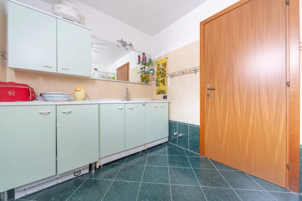 Porzione di Villa Bifamiliare a Garbagnate Milanese - Immagine 19