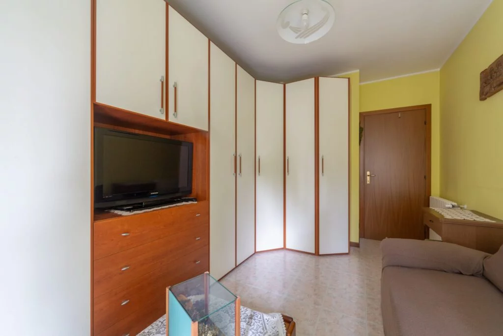 Porzione di Villa Bifamiliare a Garbagnate Milanese - Immagine 23